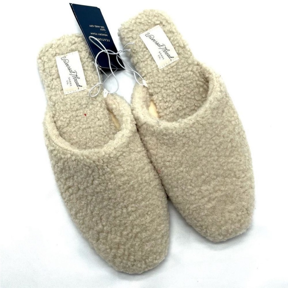 NWT!!  UNIVERSAL THREAD Margot teddy Sherpa slip on mule shoe cream size- 9.5